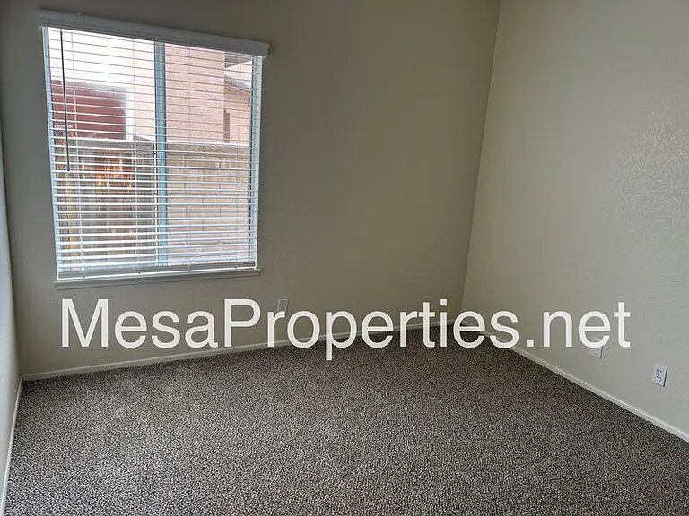 2816 W Fairview Dr — Photo 18