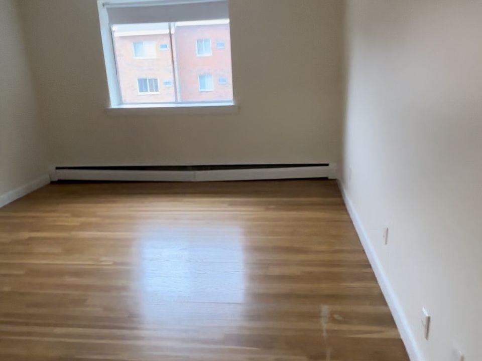 2nd image of 89 Gardner St #7B