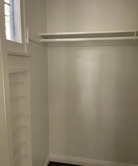Closet in bedroom 1