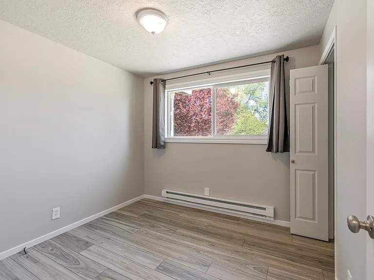 2639 NE Harvey Ln — Photo 14