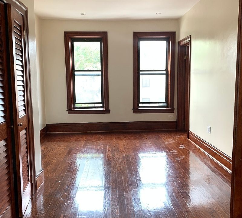 1st image of 131 Kingston Ave #2