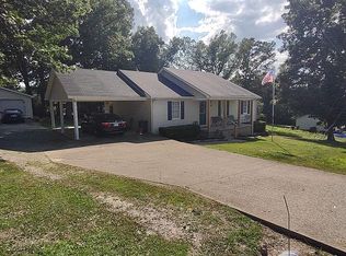 410 Sunset Dr, Leitchfield, KY 42754