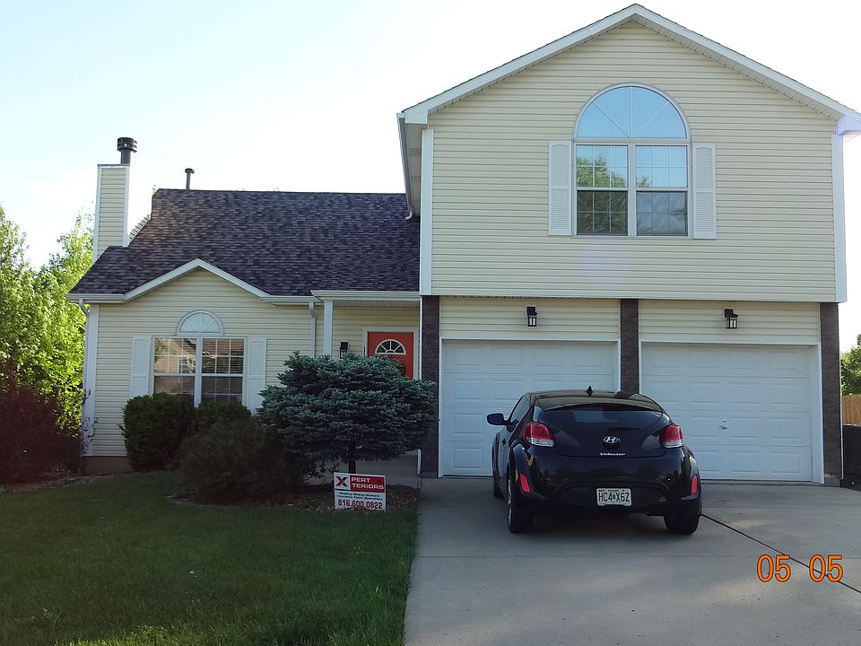 1st image of 1108 N Viking Dr