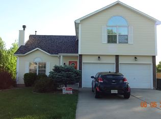 1108 N Viking Dr, Independence, MO 64056