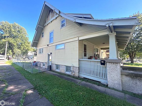 2nd image of 505 Chester Ave