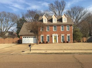 1008 Ten Oaks Dr, Collierville, TN 38017