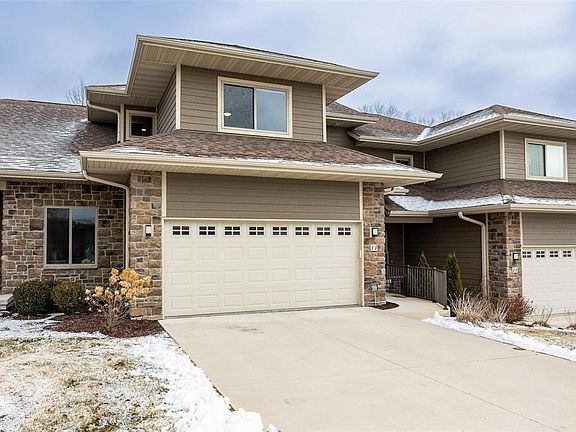 4th image of 11 Holiday Ridge Ln