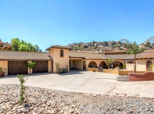 2375 La Cresta Rd, El Cajon, CA 92021