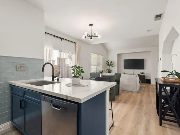 285 Twilight Glen Ln, Simi Valley, CA 93065