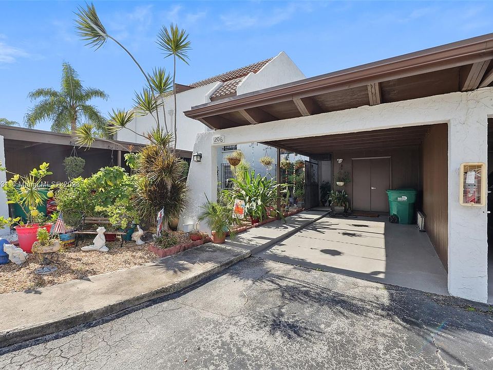 6502 Kendale Lakes Dr APT 206, Miami, FL 33183 Zillow