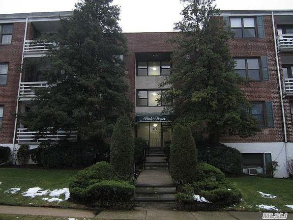 4th image of 14 Stoner Ave