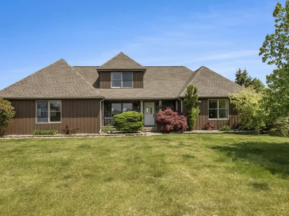 175 S Dancer Rd, Dexter, MI 48130