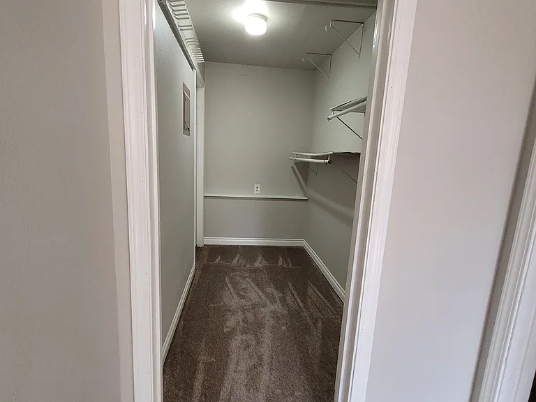 548 2nd St #1 — Photo 5