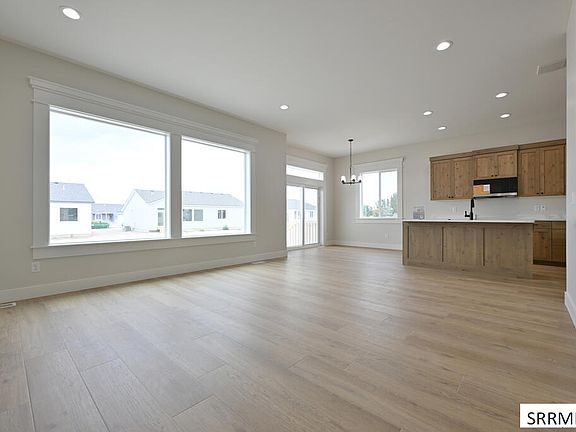 2nd image of 6926 Bronson Dr