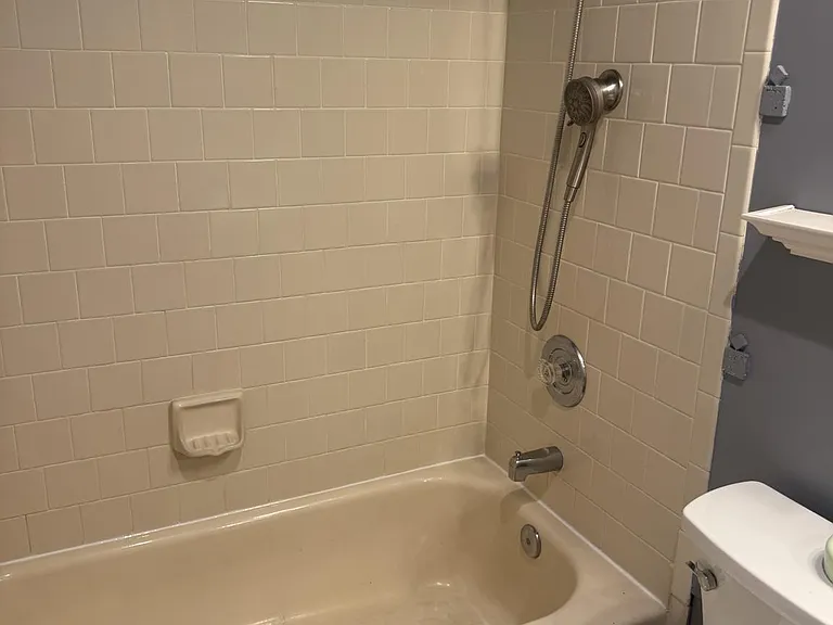 32 Alderman Ct — Photo 24
