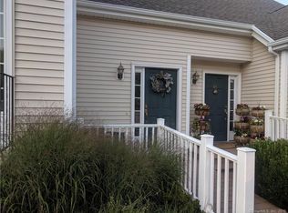 15 Freedom Way #63, East Lyme, CT 06357