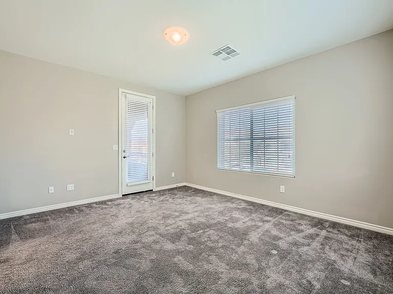 12165 Edgehurst Ct — Photo 21