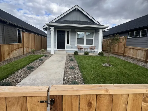 4681 Finch St, Albany, OR 97322