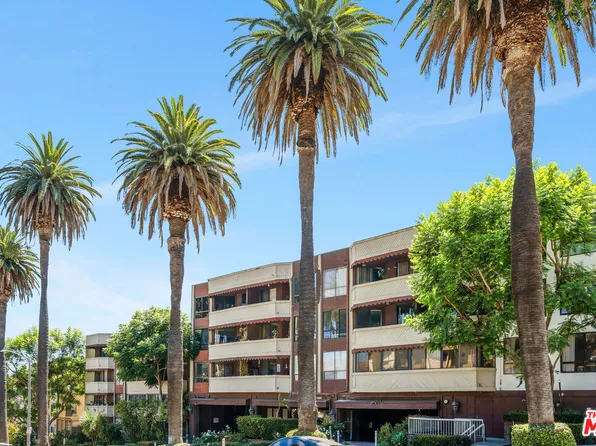 1745 Camino Palmero St APT 435, Los Angeles, CA 90046