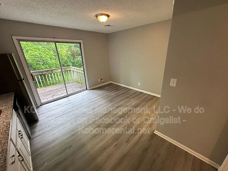4711 Switzer Rd — Photo 9