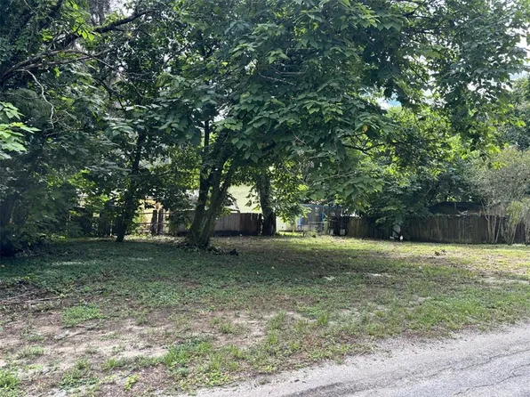 5317 Orange Ave #8, Seffner, FL 33584