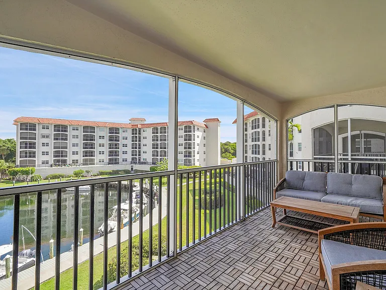 2871 N Ocean Blvd #M338 — Photo 25