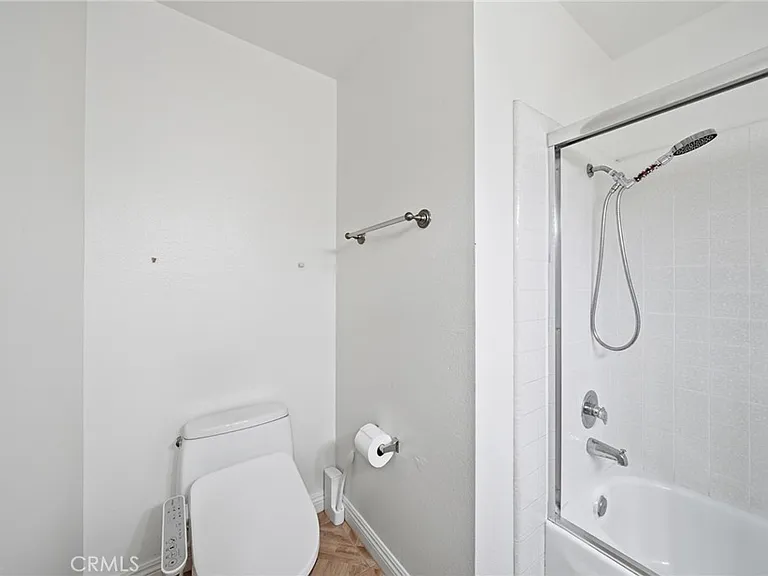 1736 Kingham Way — Photo 24