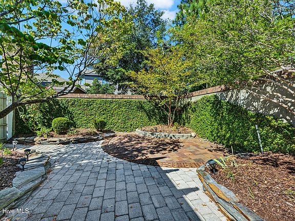 4th image of 3703 Reston Court Unit A