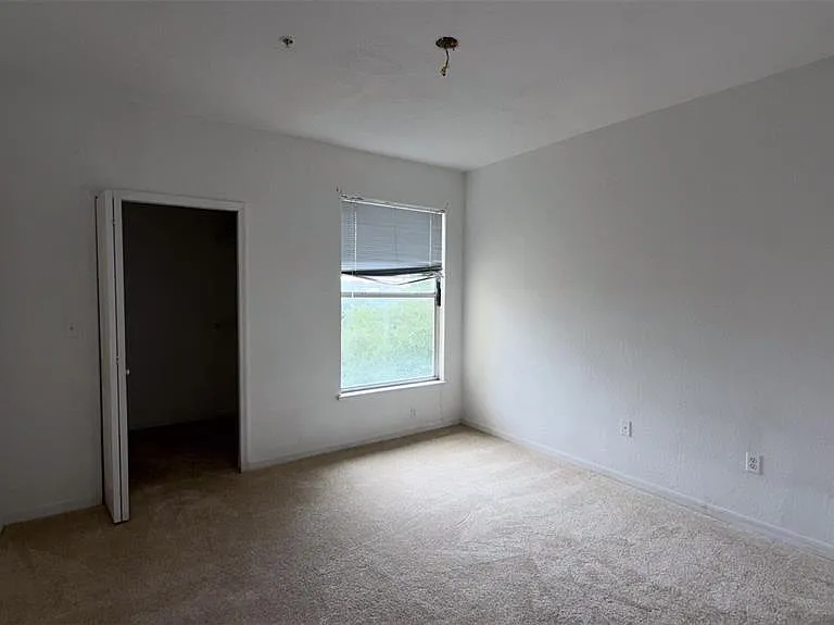 8812 Dunes Ct #305 — Photo 20