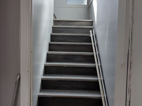 3rd image of 8881 Cloverlawn St