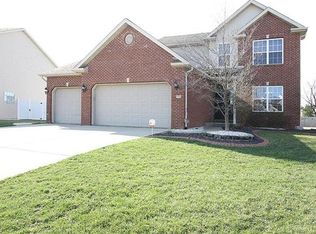 772 Merrifields Dr, O Fallon, IL 62269