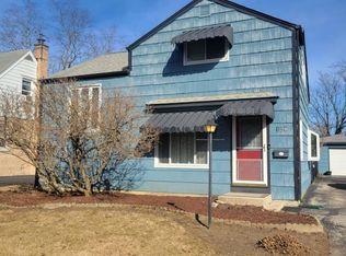 129 S Edgewood Ave, Lombard, IL 60148