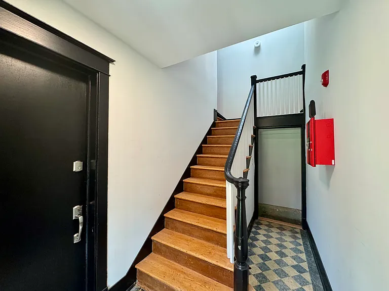 6655 Blakemore St #D — Photo 17