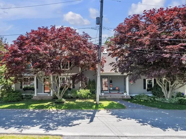 1 Fried Ave, Bristol, RI 02809