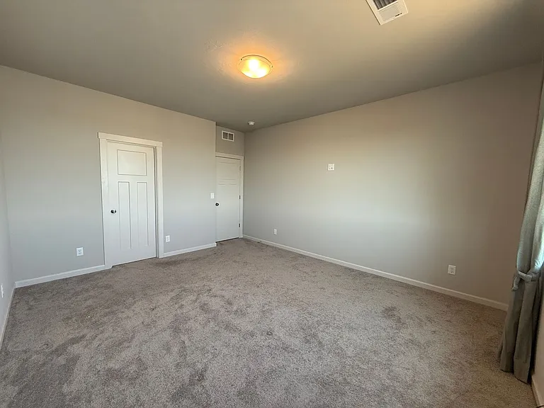 4057 SW Reindeer Ave — Photo 15