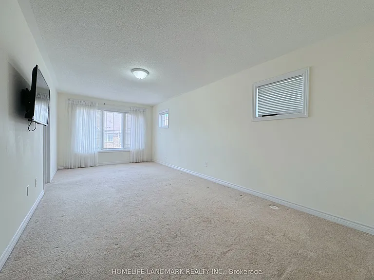 29 Sharbot Ln — Photo 20