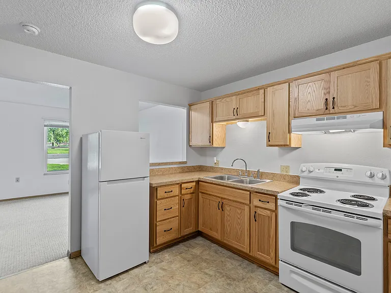 Liberty/Tambo Apartments — Photo 27