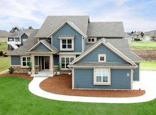 W129S8744 Boxhorn Reserve Dr, Muskego, WI 53150