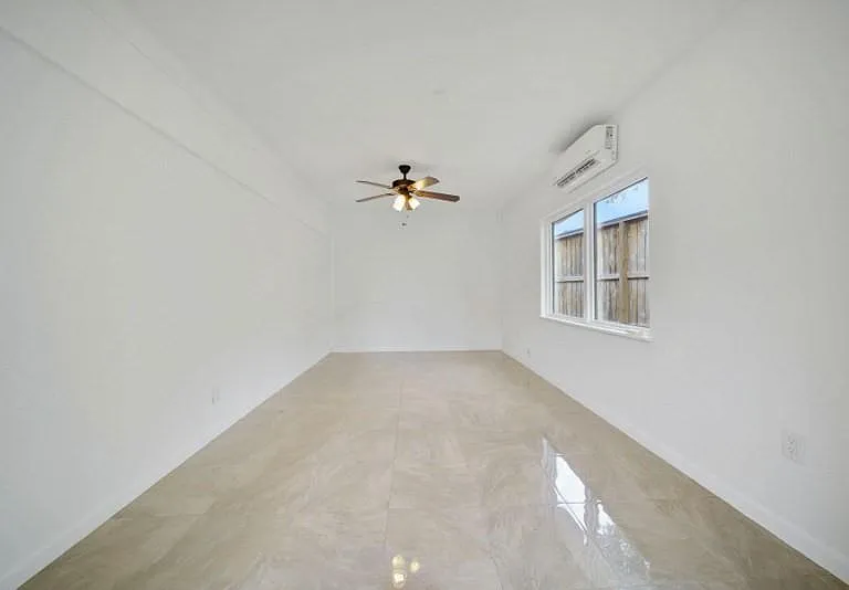 10042 Briar Forest Dr — Photo 47
