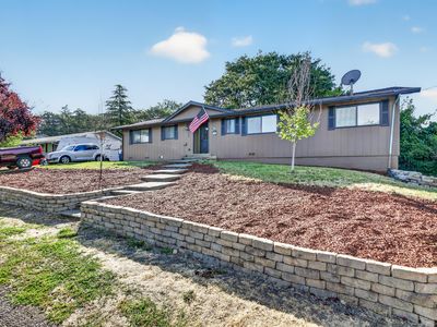 206 Alder St, Phoenix, OR, 97535
