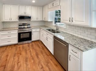 672 Springtor Dr, Lawrenceville, GA 30043