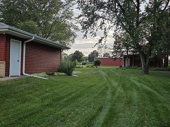 3rd image of 1507 314th Rd