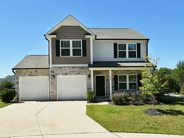 104 Trissy Ct, Statesville, NC 28625
