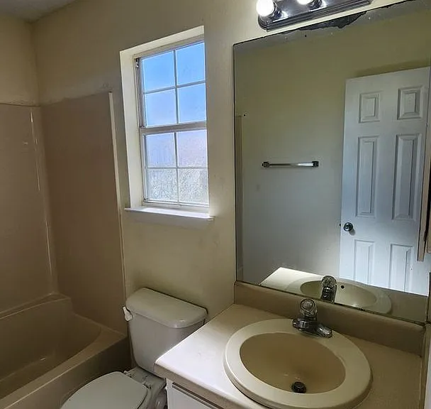 2318 Beech St — Photo 35
