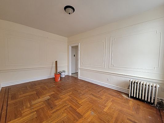 4th image of 4109 9th Ave #58