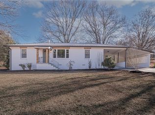 318 Elljean Rd, Easley, SC 29640