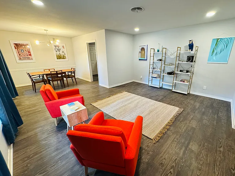 2714 Shelby Ct — Photo 3
