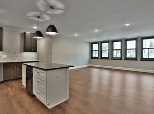 107 Chestnut St E UNIT 203, Stillwater, MN 55082