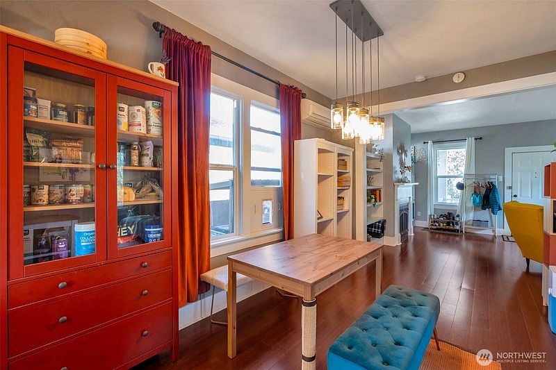 5th image of 937 N 88th Street
