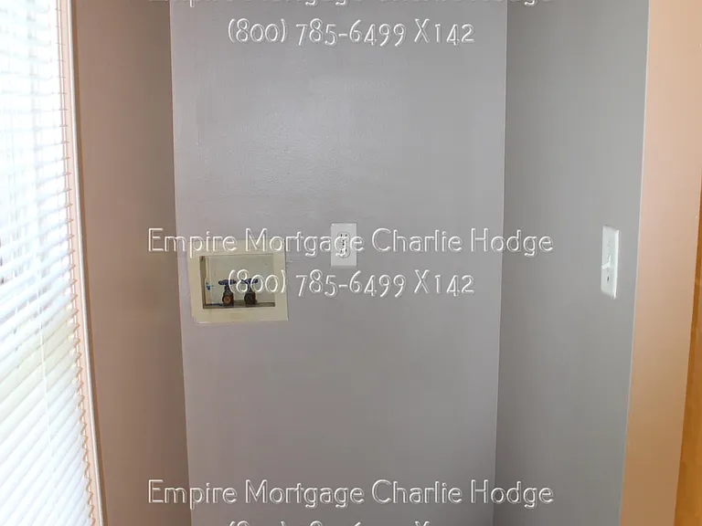 4525 Terri Ln — Photo 28